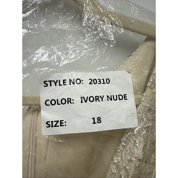 Mac Duggal Size 18 Ivory Nude Embellished Flutter Sleeve Lace A-Line Gown $798 - Picture 12 of 12